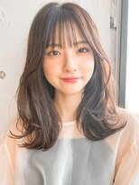 アグノス 青山(Agnos) ◎薄め前髪アプリコットオレンジ似合わせカット外ハネミディアム