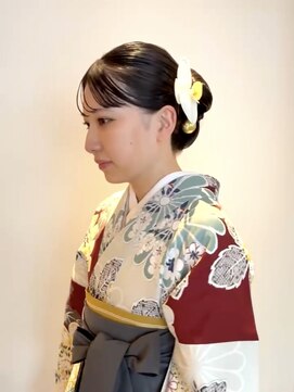 シークエストアンドシプラス(C/QUEST&C-plus) 袴　卒業式　ヘアセット　タイトアレンジ　シニヨン　辻堂