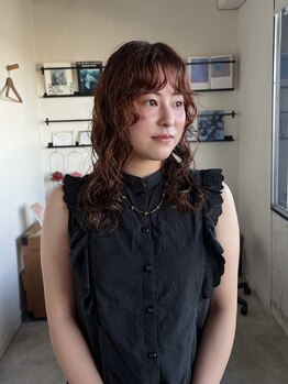 バトン(BATON)の写真/大人可愛いからメンズのお洒落パーマまで。毎日のスタイリングが映える最旬デザインで、理想のスタイルを♪