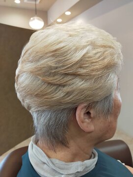 ヘアサロンアンドヘアメイクディー(hair salon hair make D) 40代50代60代70代/グレイ/ひし形/丸み/ショートレイヤー/仙台D