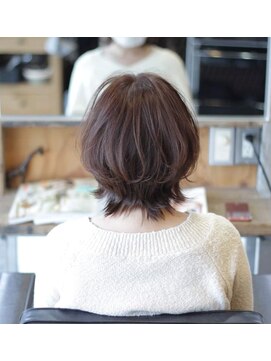 シゾーマエダ(ciseaux maeda) ピンクグレージュ、レイヤーボブ