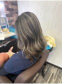 30代40代50代ミルクティーベージュ_ハイライト大人可愛いロング