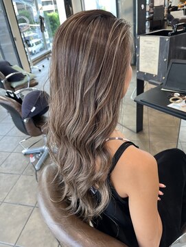 ソワンドゥブレス 瓜破店(soin de brace) ハイライトカラー