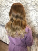 ルイス(L'wis)&nbsp;ブリーチ履歴を活かして！ベージュグラデーション【L'wis 乙津】