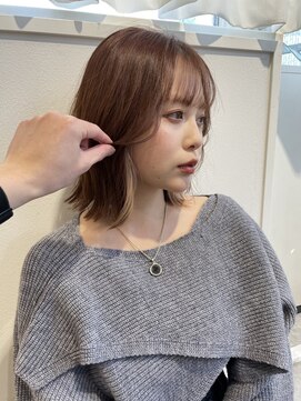 アンス 大阪梅田(ANs.) 20代 30代 40代 大人インナーカラー耳掛け切りっぱなし大人ボブ