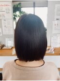 ミディアムヘアの縮毛矯正