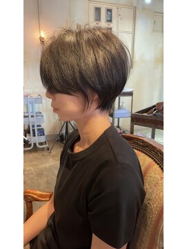 髪質改善と縮毛矯正の専門店 サンティエ(scintiller) 大人綺麗な小顔襟足スッキリショートボブ　30代40代50代