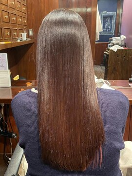 プレゼンス ネイヴィ(PRESENCE NAVY) 美髪ストレート/艶髪/髪質改善