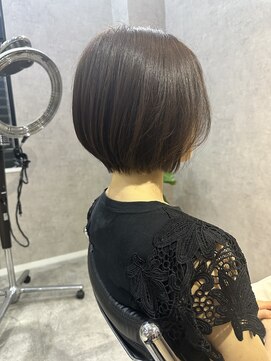 サクラ 岐阜(SAKURA) 首元をすっきりとさせた大人ショートボブ！　岐阜美容室