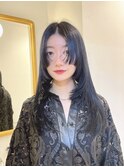 ぷつっとラインが可愛い♪ロングレイヤーカット