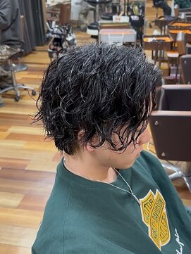 イエローコーン 金沢文庫店(YELLOW CORN) センターパート*ツイストスパイラルパーマ