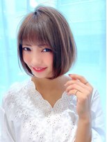 アイビー(Ivy)&nbsp;ブリーチ無しの透明感たっぷりのグレージュカラー