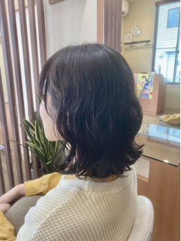 コラージュ(Collage)の写真/自分だけの特別なヘアスタイルを叶えるおしゃれなサロンへようこそ！髪のお悩みもお気軽にご相談ください♪