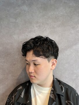 ベルーフ(BERUF) 癖毛を活かしたパーマ風アップバング×刈り上げショート！！