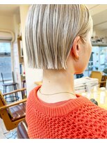 ピープル コモンズ(people commons) ミニボブ ブロンドベージュカラー