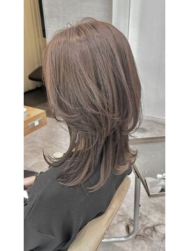 ケンジ 湘南台(KENJE) ミディアムレイヤーウルフ