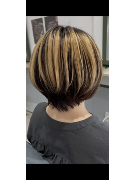スイ(SUI) くびれショート