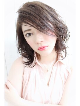 ディー(dee) dee 流し前髪ウェットボブ