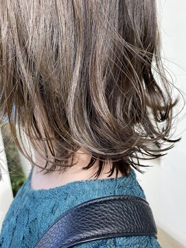 ルプラ チッタ(le-pla Citta) 透け感グレージュ