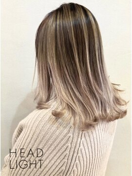 モアナバイヘッドライト 曽根店(Moana by HEADLIGHT) Moanaバレイヤージュ20代30代40代＃ボブ