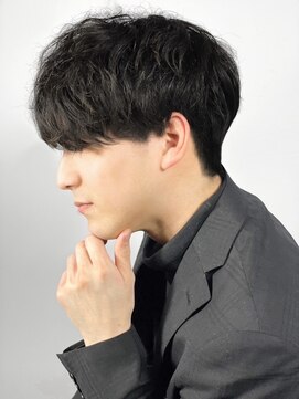 ヒロギンザプレミアムバーバースパ パレスホテル店(HIRO GINZA) ヒロ銀座/理容室/床屋/メンズカット/パーマ/メンズ特化