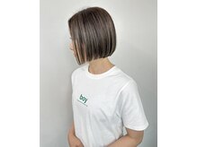 スラッシュ ホワイト(SLASH white)
