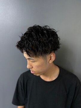 グリーディーフォックス 三軒茶屋(GreedyFOX) 三軒茶屋波巻き/マッシュパーマ/ウルフ/ハイライト<理容室>