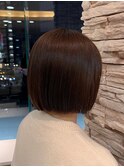ナチュラル大人可愛い切りっぱなしボブオリーブカラー