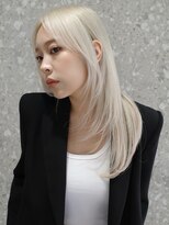 サンクプロジェクト(cinq PROJECT) 赤みを消してくれるくすみ感が人気のホワイトブロンドカラー