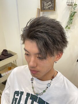 スウェル 稲毛店(Swell) サーフカール/フェザーパーマ/ブルーブラック/稲毛駅/眉毛