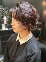 シュバルツ(schwarz)&nbsp;レイヤーボブウルフパーマくせ毛風パーマ