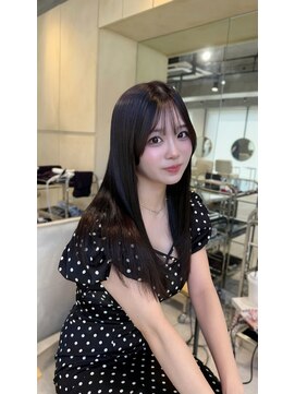 ティア(Tia.) 縮毛矯正/巻ける縮毛矯正/髪質改善トリートメント/ミディアム