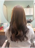 ミルクティーベージュ
