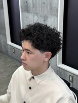 メイン(MENIN)&nbsp;ローテーパーフェード　ピンパーマ