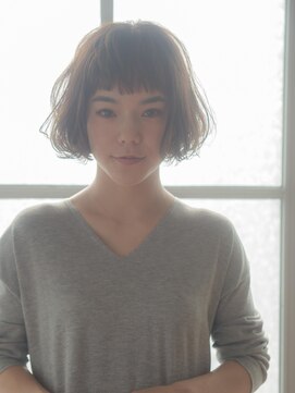 ステア ケース(stair case) 切りっぱなしボブスタイル