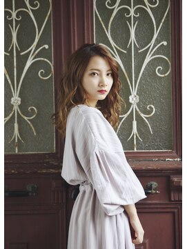 ヘアーズ ベリー 長居店(hairs BERRY) ar11月号掲載＿小顔＿ブランジュグラデーションカラー