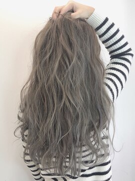 ロミー(Romy) ライトグレージュ【Romy〈ロミー〉高円寺店】