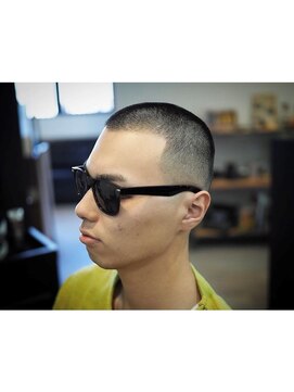 リヴ ヘアワークス(LiVE HAIR WORKS) 反省のボウズ