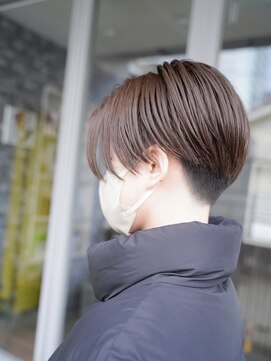 シャロン(SHARON) 【SHARON原宿】前下がりハンサムショート×刈り上げ