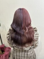 ラビス クローバー(Lovis clover) イメチェンヘアスタイル ハッシュカット フルバング