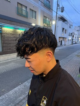 ヘアーラボ ハチ(HAIR LABO HACHI) フェードカット