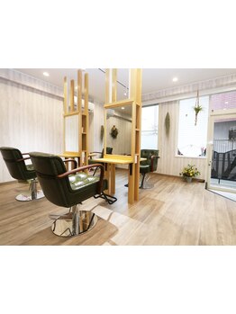 初めての方でも緊張せずにリラックスできる、アットホームな雰囲気が魅力☆お気軽にお越しください♪