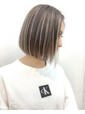 ダークグレージュ×シールハイライト