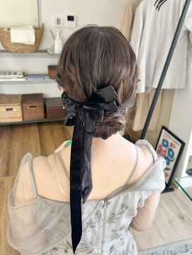 オウン(AUN) ルーズシニヨン