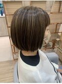 ハイライト柔らかボブ