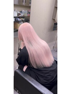 モニカ 原宿店(MONIQA) ピンクカラー