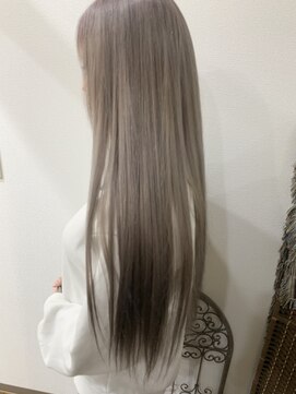 ヘア ライフ セリス(hair life Celis) シルバーグレージュ