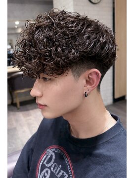 アフィナー(Afinar) 【横浜/横浜駅】レイヤーカット/髪質改善/ダブルカラー/エクステ