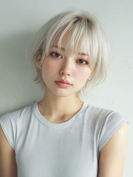 プラス セカンド ヘア(Plus 2nd) ボブ/レイヤーボブ/ホワイトカラー
