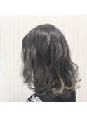 グラデーションカラー/グレーアッシュ/オリーブグレージュ